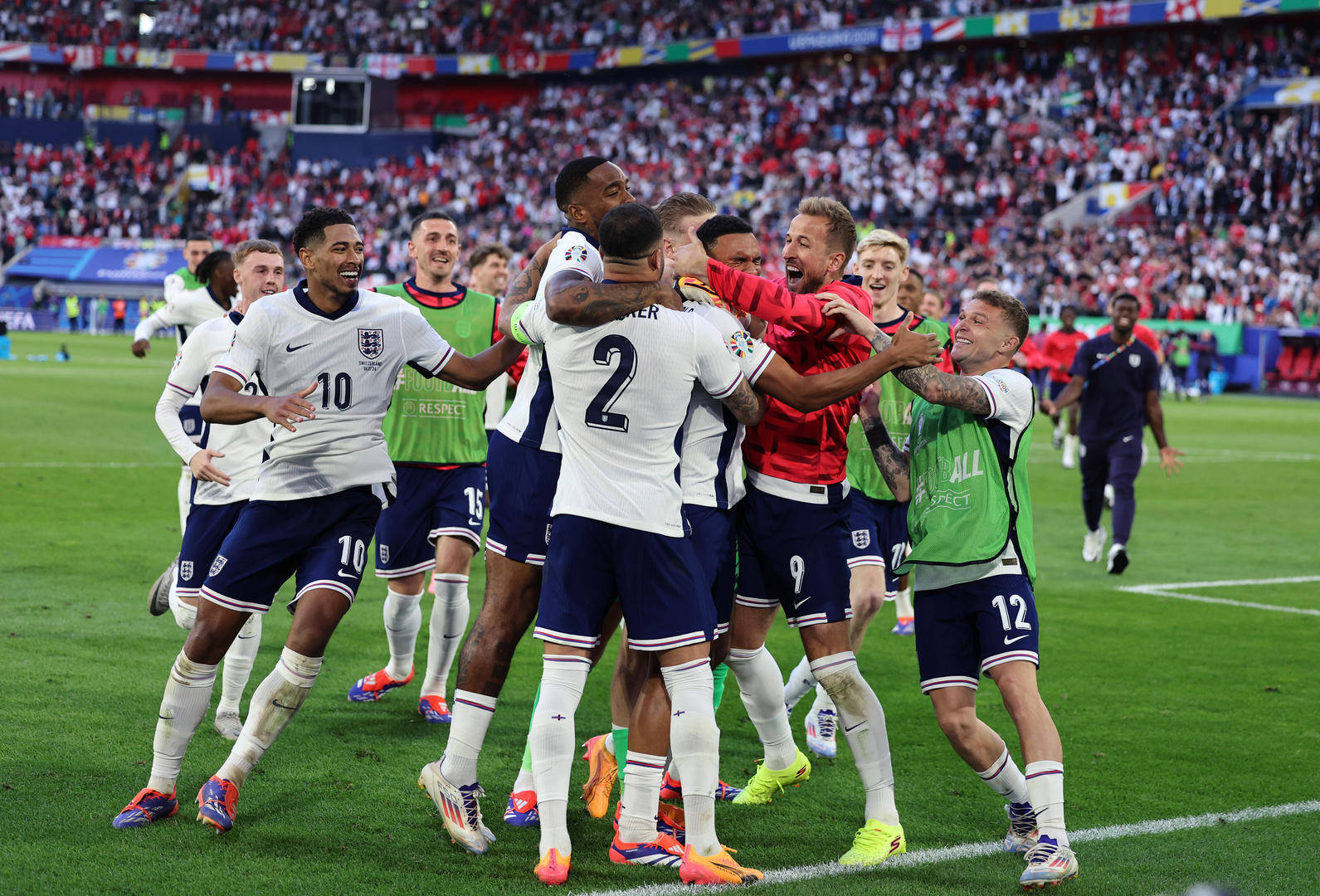 英格兰队对阵奥地利队取得比赛胜利 英格兰队对阵奥地利队取得比赛胜利