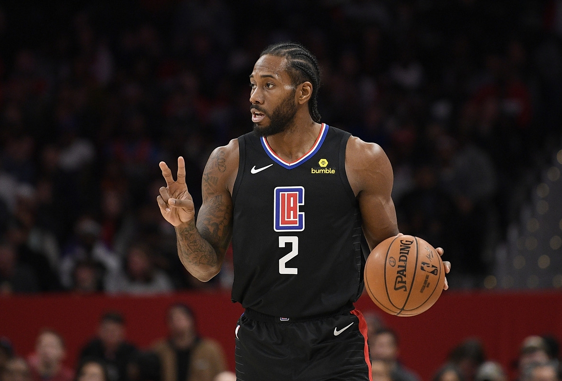 乐鱼官网-快船惨遭逆转，莱昂纳德力挺却难掩失望