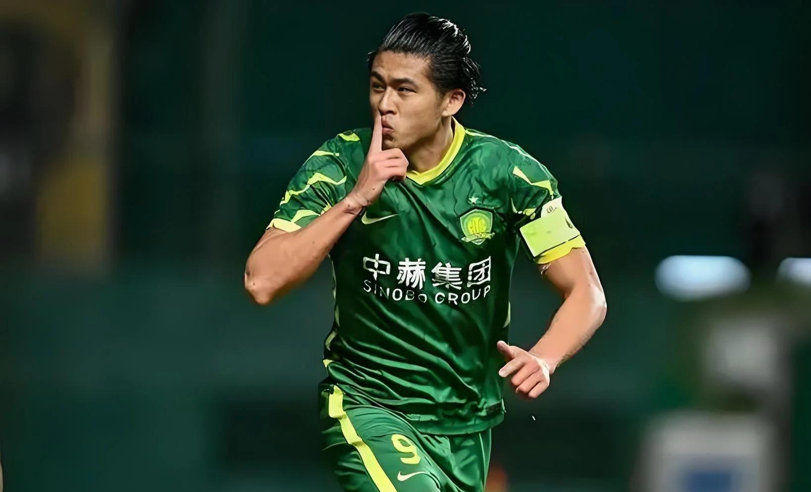 乐鱼vip注册-中国男足替补报到：张玉宁、姜至鹏领衔U23队