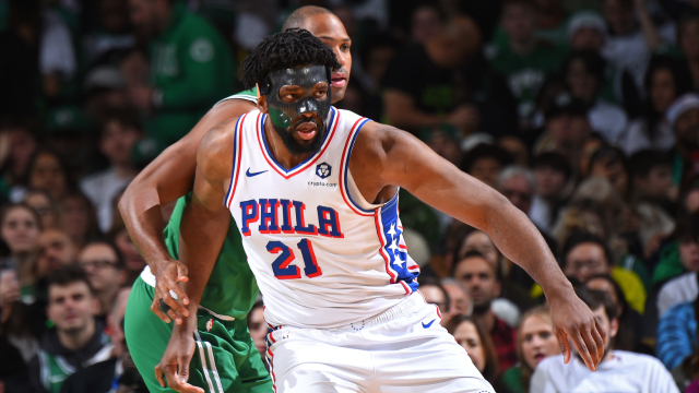 76人力克雷霆,约翰逊决胜时刻砍下三分 76人力克雷霆,约翰逊决胜时刻砍下三分