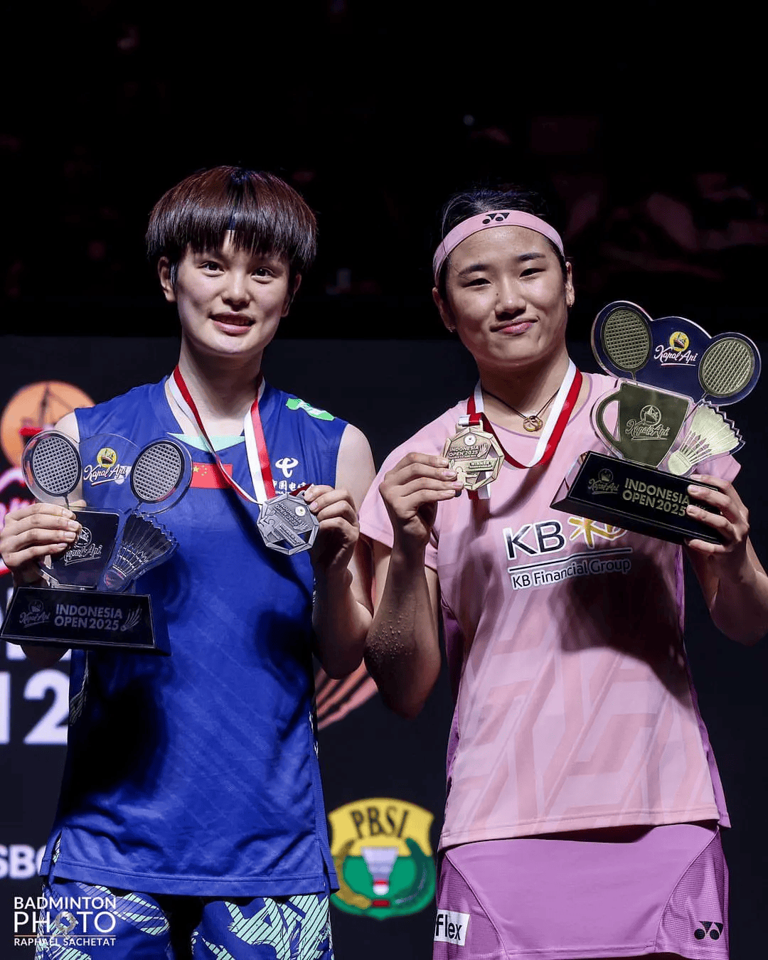 印尼亚运会优胜者欢庆菲律宾400米混合泳女将摘金的简单介绍 印尼亚运会优胜者欢庆菲律宾400米混合泳女将摘金的简单介绍