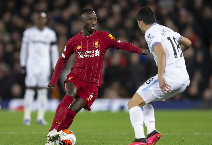 利物浦输球低迷，需做出调整