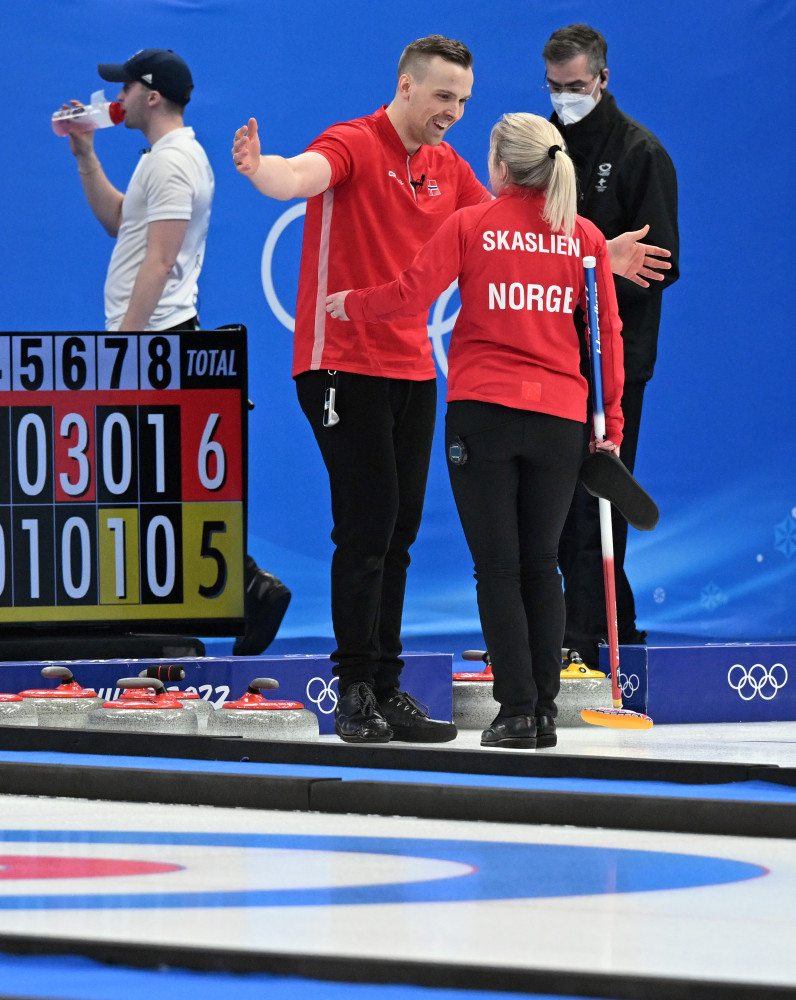 挪威选手不畏强手,成功晋级 挪威选手不畏强手,成功晋级