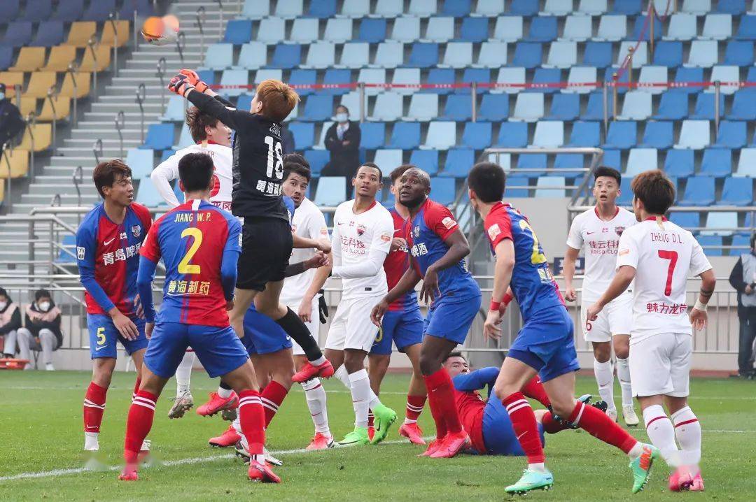 乐鱼vip注册-深圳佳兆业客场击败青岛黄海，逆袭成功