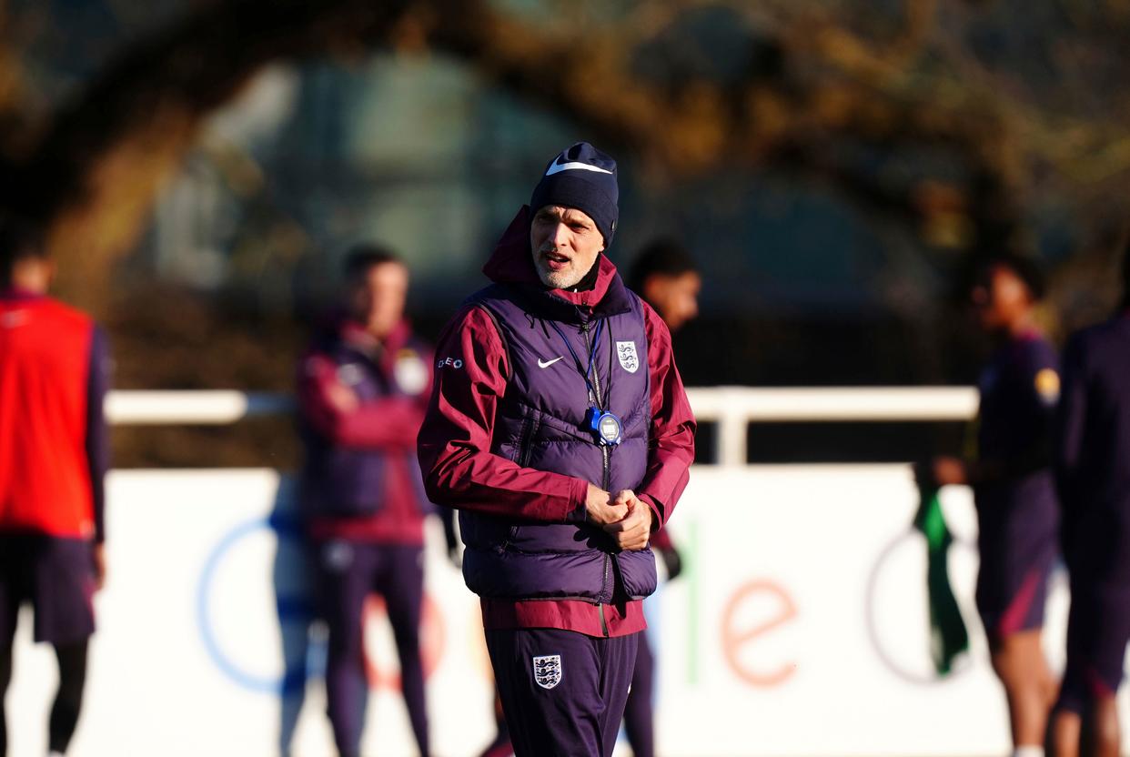 英格兰队惊险获胜,晋级希望保持稳定 英格兰队惊险获胜,晋级希望保持稳定