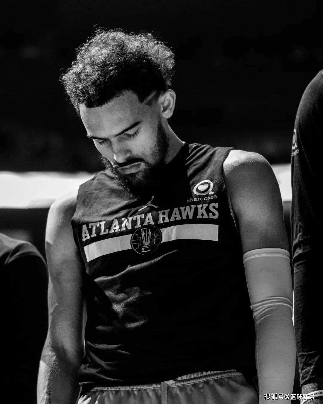 乐鱼-76人爆冷灰熊，特雷杨爆发神勇