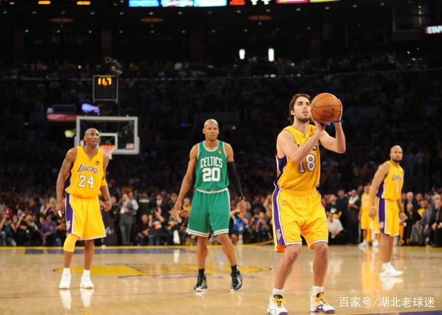 西班牙网球队翻盘欧洲网球队,克耶高斯制霸全场 西班牙网球队翻盘欧洲网球队,克耶高斯制霸全场