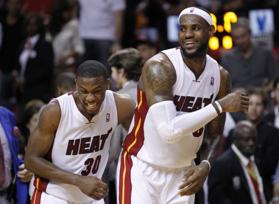 -北京队完胜热火，詹姆斯统治全场的简单介绍