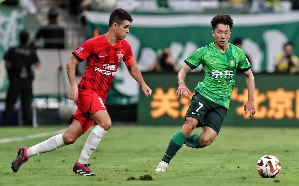 双方矛盾不断，裁判多番出面调停的简单介绍